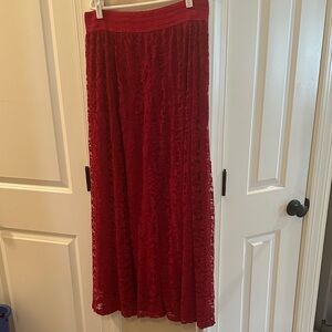 NWT. Elegant Red Lace Maxi Skirt. Size Large